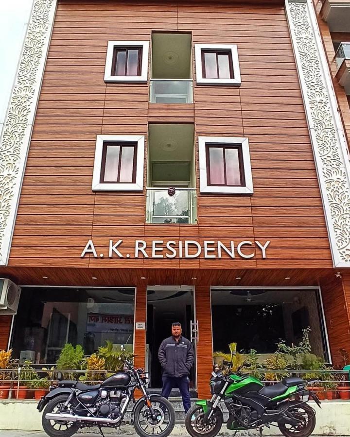 Hotel Ak Residency Haridwār Esterno foto