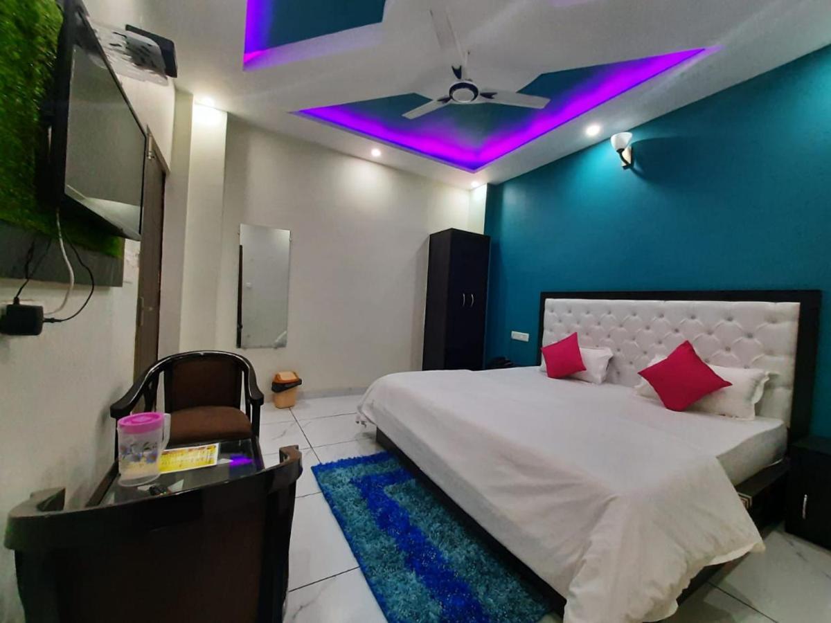 Hotel Ak Residency Haridwār Esterno foto