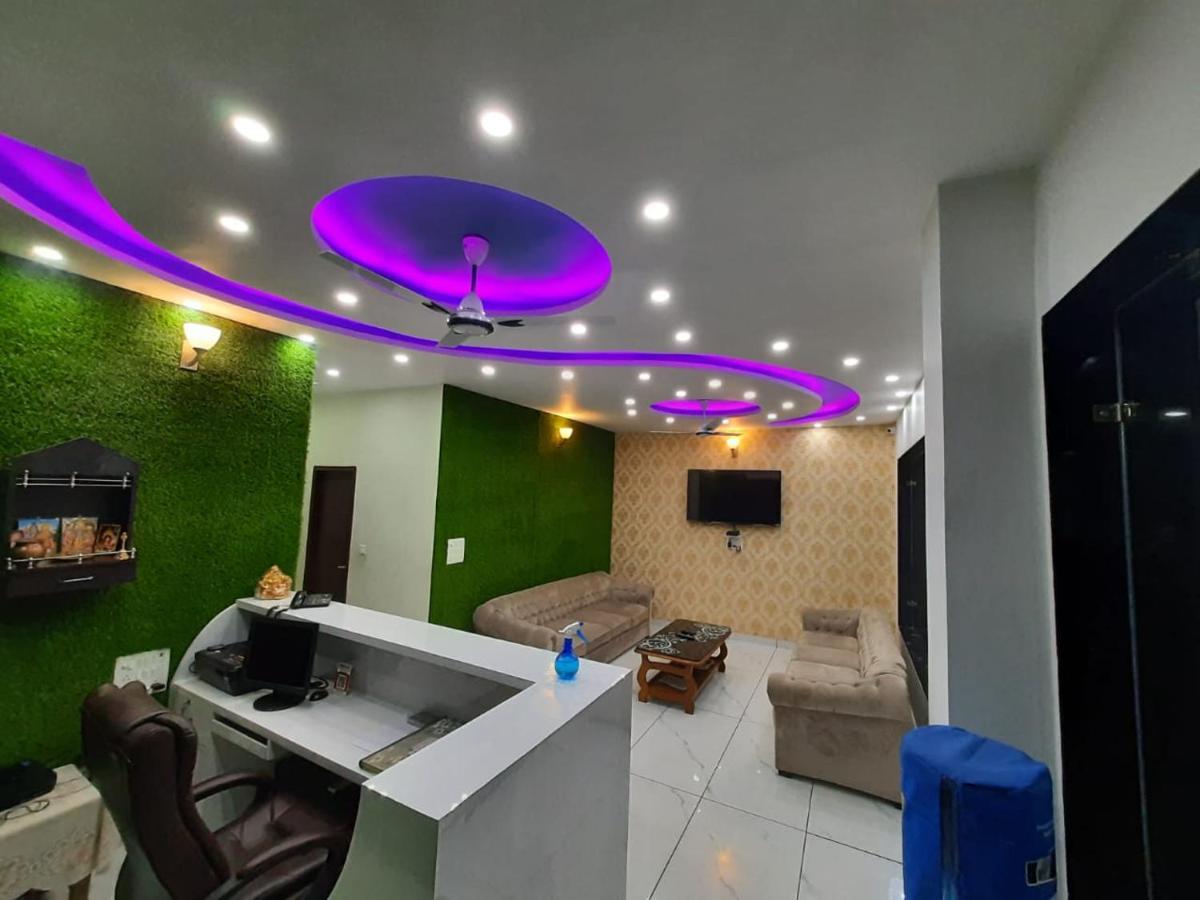 Hotel Ak Residency Haridwār Esterno foto