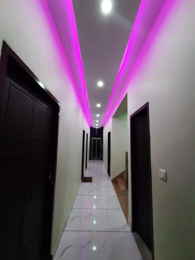 Hotel Ak Residency Haridwār Esterno foto